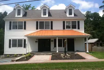 Image de Luxe Nouveau Pain de Sucre Apt Près des Vignobles / Brasseries