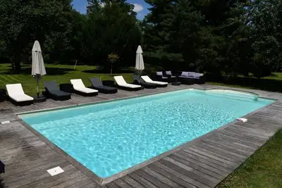 Image de La Gardonnette, Superbe Cottage Riverside, Great Value avec piscine et jardins