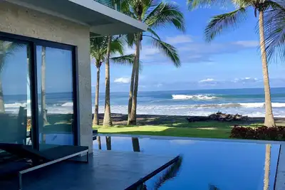 Image de Casa Buena Onda - Chef d'oeuvre contemporain magnifique sur le front de mer avec piscine!