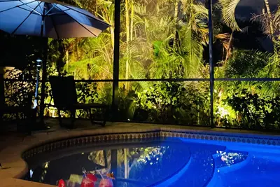 Image de 2 suites de maître, 4 min de la plage avec vélos, piscine chauffée avec barbecue véranda
