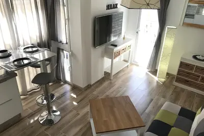 Image de Appartement central, entièrement rénové, balcon ensoleillé et bicyclettes gratis