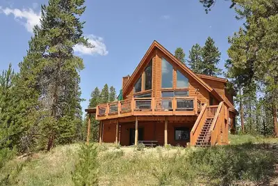 Image de Belle montagne Lodge-ski, randonnée, vélo, détente-nous sommes proches de tout!