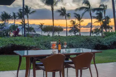 Image de Maui Resort Rentals: Honua Kai Konea 101 - Un seul et unique rez-de-chaussée Oceanfront 2br, immense pelouse w / Vues sur l'océan + intégré B. B. Q. Gril!