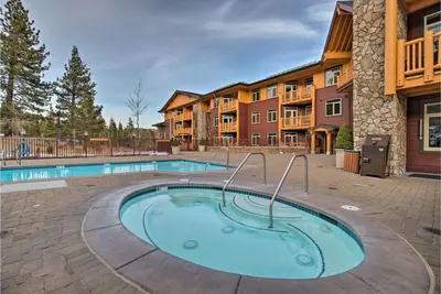 Image de * Ski In-Ski Out Exclusive Lift Access Resort Condo à Mammoth Mountain Lakes Ca *