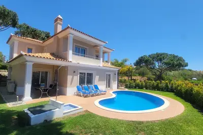 Image de Très belle villa fonctionnelle, spacieuse et tout confort à Vilamoura