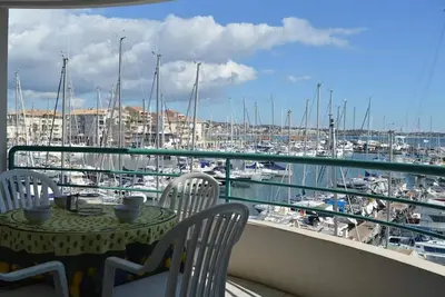 Image de Fréjus: Appt 2p, 5 pers, Piscine, Plage à 150m, Parking, Animaux Ok