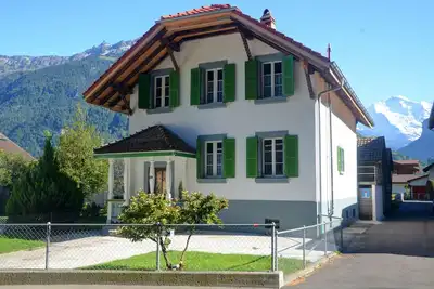 Image de Jungfrau Family Holiday Home, 5 chambres, 12 couchages, jardin, barbecue et parking