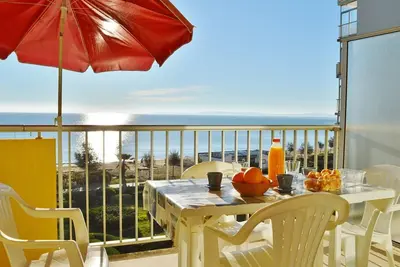 Image de Studio 4 Pers. avec Terrasse sur la Plage au Lavandou
