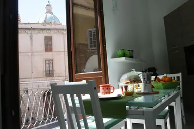 Image de Al 124 - Maison au coeur de Palerme