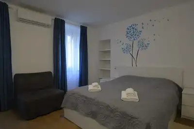 Image de Garçonnière avec air conditionné Cres (As-15171-a)