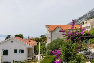 Image de Appartement de deux chambres prés de la plage Pisak, Omis (A-15177-b)