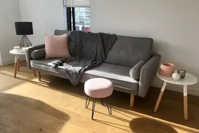 Image de Entièrement privé opulent meublé grande plage une chambre! Seulement: 129 $! ! !