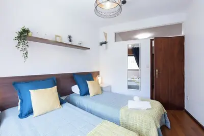 Image de Appartement ensoleillé confortable | Netflix