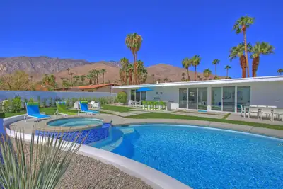 Image de Sanctuaire Moderne Mid-Century Limoncello