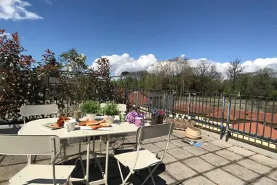 Image de Loft De Table De Luxe - Wifi Ac Parking Et Terrasse Unique Avec Vue