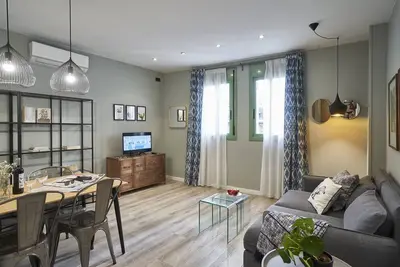 Image de AinB Las Ramblas Colón Apartments