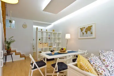 Image de Duplex lumineux frais | Ace Location par Host Wise