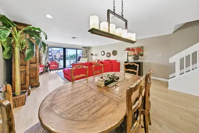 Image de Belle vue sur le golfe avec cuisine récemment mise à jour