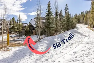 Belle 3br / 3ba avec salle de jeux / Ski In / Gondola Ou