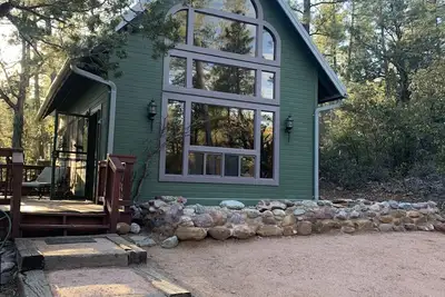 Image de Chalet romantique dans la ForĂŞt