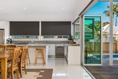 Image de Un Parfait SÉJOUR - Aditi - Maison classique en bois restaurée avec piscine