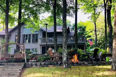 Image de Spacieux Northwoods Home - Parfait pour les familles - Grande pêche!