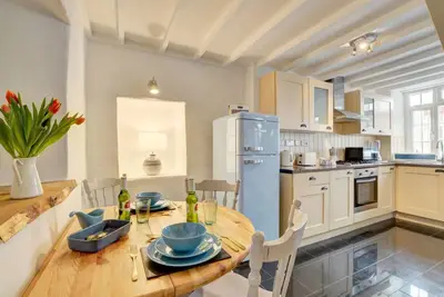 Image de 2 Bed in West Down (oc-julyco)