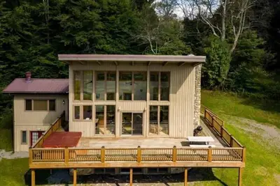 Image de Perfect Mountain Getaway w / vue sur le lac et l'accès! Animaux acceptés.