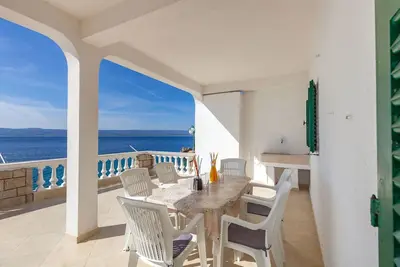 Image de Appartement d'une chambre prés de la plage Pisak, Omis (A-1001-d)