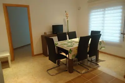 Image de Central 2bdr situé (de 6p), appartement moderne + P