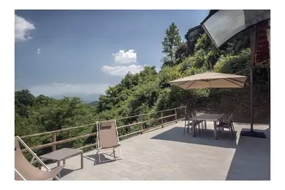 Image de Le village de Tresana \"Casa Marina\" grande terrasse avec des vues spectaculaires