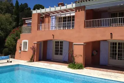 Image de Superbe Villa Vue Mer Et Piscine Golfe De St Tropez Classee 5 Etoiles