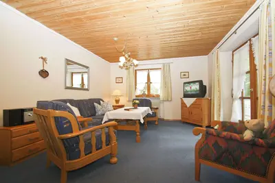 Image de Ferienwohnung -2- (98qm), Balkon, Küche extra, 2 Schlaf- und 1 Wohnzimmer, max 4 Personen