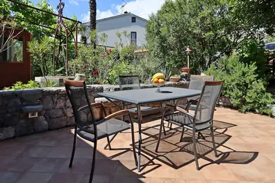 Image de Appartement d'une chambre avec la terrasse et la vue sur le mer Opatija - Pobri, Opatija (A-7813-b)