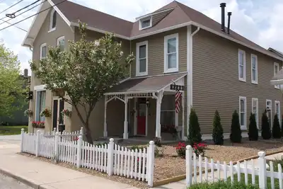 Image de Centre-Ville Indy Home In Historic Lockerbie Square - 7 Blocks Of City Center!