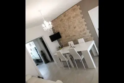 Appartement vue mer avec piscine, court de tennis et climatisation