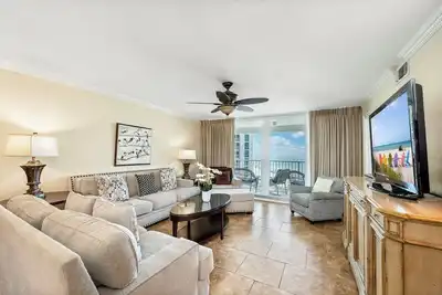 Image de Shoreline Towers 2075 - Spacieux 2 chambres / 2 salles de bain en bord de mer Location de vacances