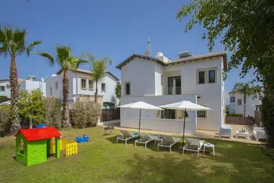 Image de Villa de 3 chambres à Cape Greko