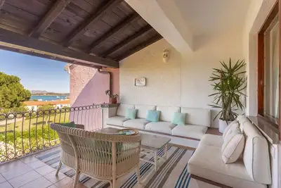 Image de Proche de la plage, appartement 7 personnes Tavolara's Island Bay vue WiFi rapide.