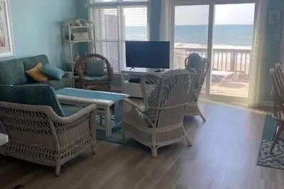 Image de Oceanfront 4 chambres, 3 salles de bain en duplex
