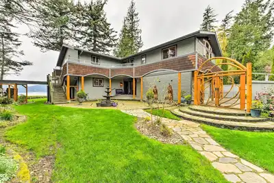 Image de Custom Guemes Home w / Vues spectaculaires sur l'eau!