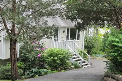 Image de Résidence d'été de Cape Cod sur Slough étang
