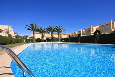 Image de Datiler apartamento by Costablancarent