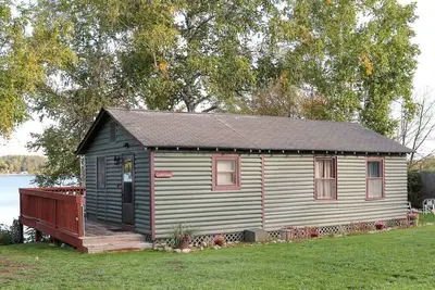 Image de Peaceful Lakeshore Retreat sur Vermilion * Animaux acceptés *