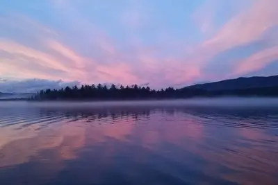 Animaux acceptés, plage de sable privée / quai, spectaculaire lac / montagne de Winnipesaukee