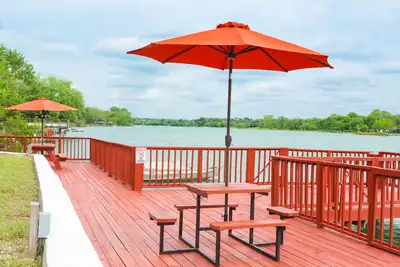 Image de La retraite du Red Dock sur le lac Medina