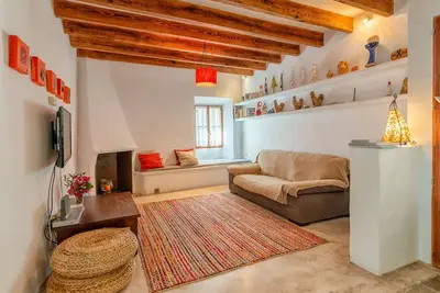 Image de Maison Avec Charme Et Parking Dans Le Centre D'ARTÁ, Petite Piscine Et Solarium