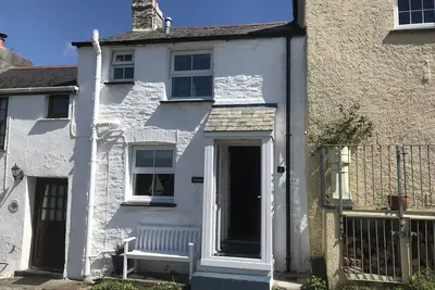 Image de Cozy Village Cottage, vue sur la vallée, parking, wifi et chiens bienvenus
