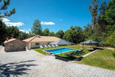 Image de Casa do Pioledo (Camélias de Basto-Turismo Rural)