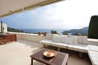 Location d'appartement avec piscine à Begur, Aiguablava